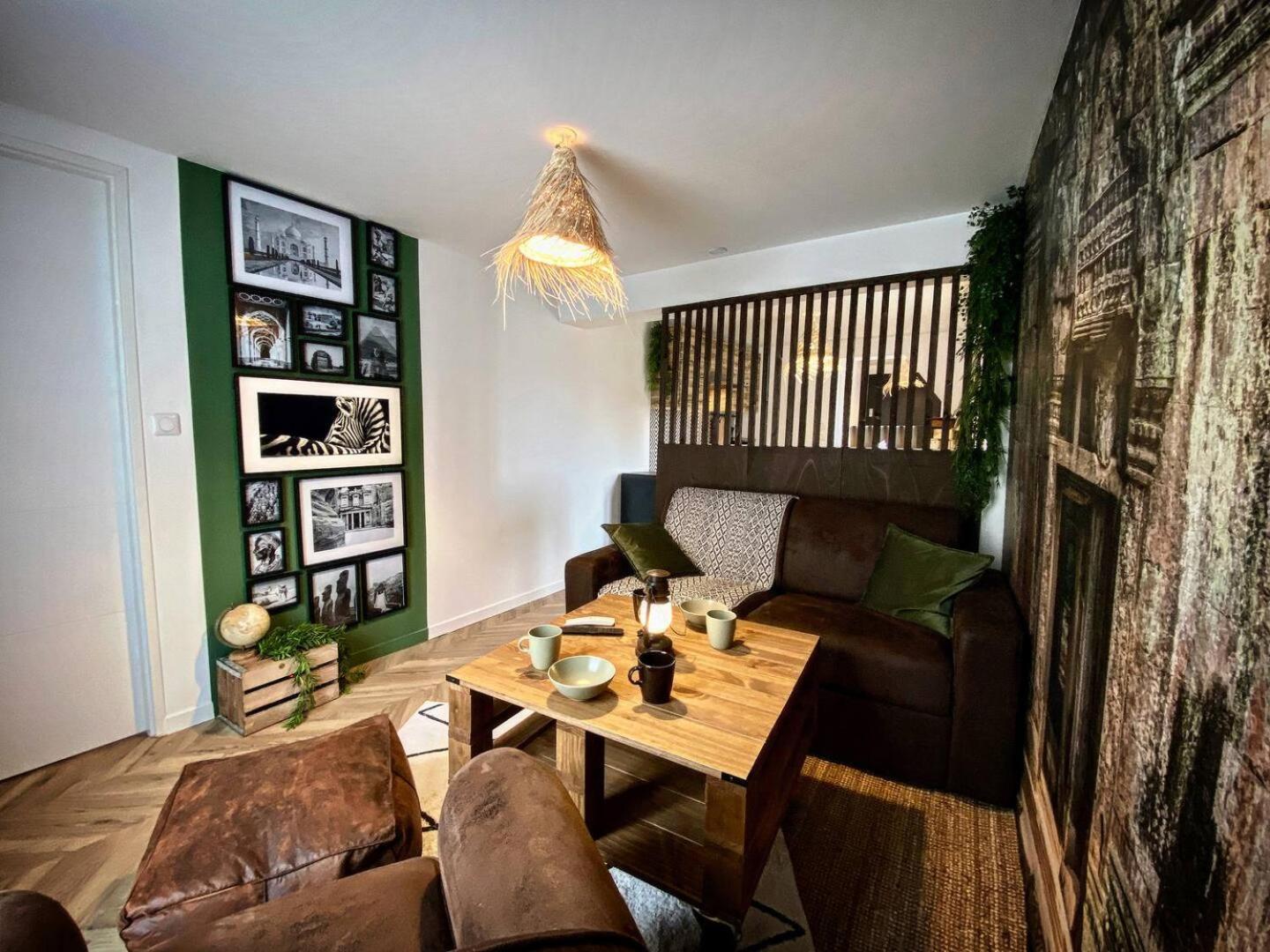 L'Expedition - Best Keys - Experience Unique - Deco Immersive - Lit Queen Size & Canape Convertible - Centre Ville - Netflix & Wifi Illimite - Check-In Autonome - Parking Gratuit Villeneuve-sur-Yonne Ngoại thất bức ảnh